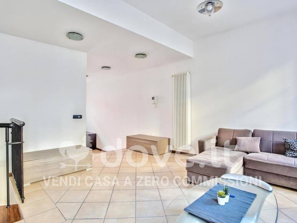 Appartamento a Luino in Via Carlo Porta, 1 - Foto 2