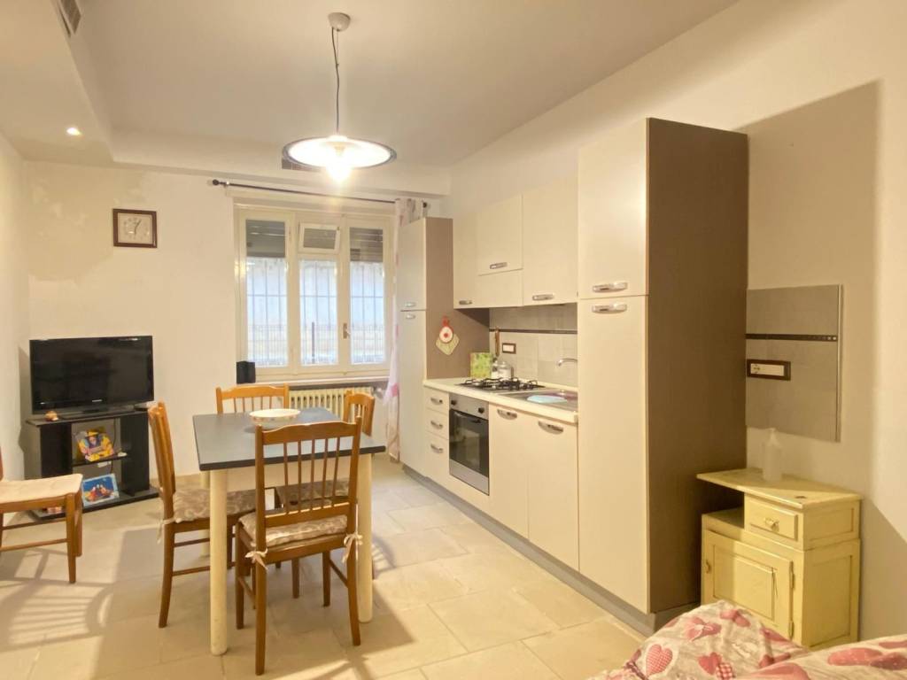 Appartamento a Villanova d'asti in Via Tommaso Villa - Foto 2