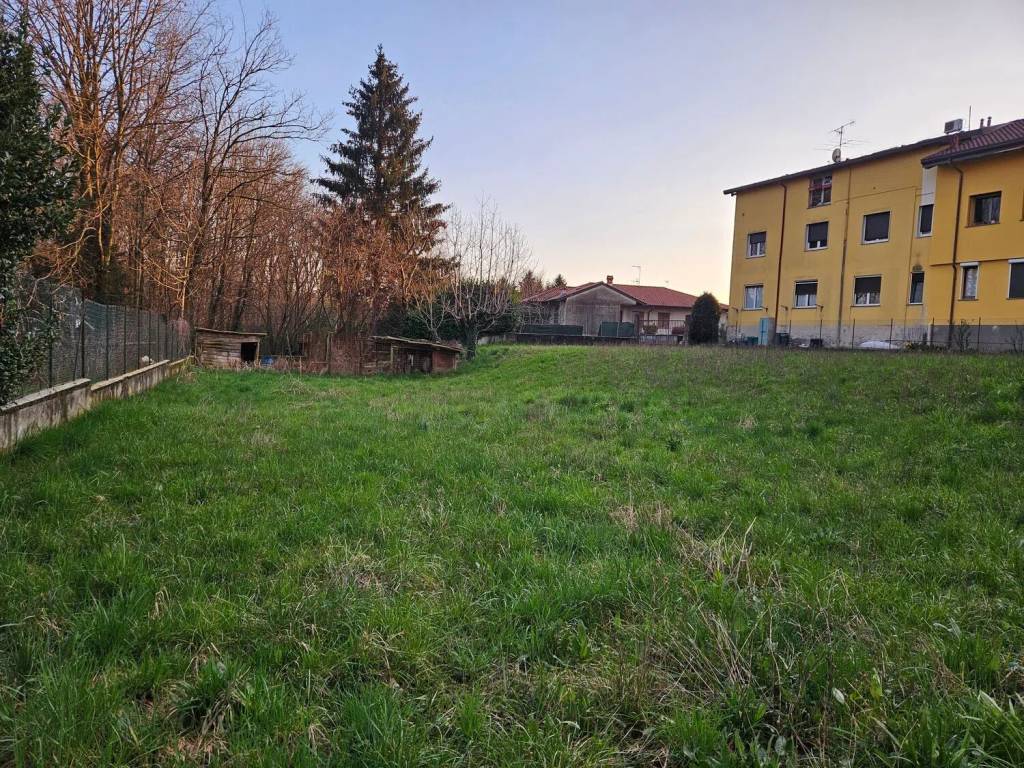 Terreno a Brenna in Via Olgelasca - Foto 2