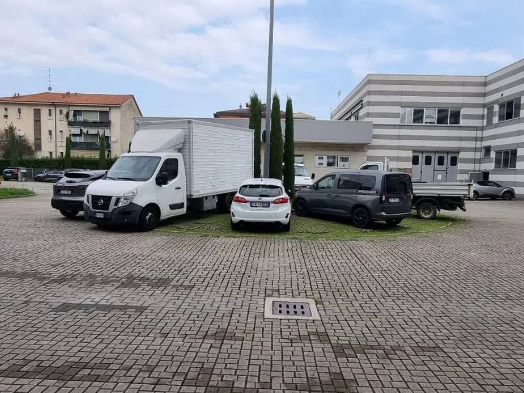 Immobile a Giussano in Via Alfredo Catalani S.N.C. - Foto 4