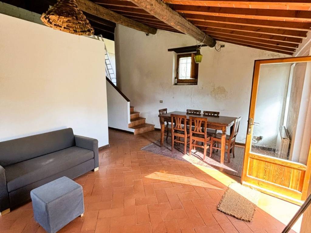 Casa indipendente a Vaiano in Via Ferrata - Foto 5