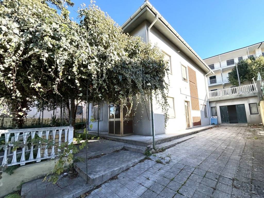 Casa indipendente a Porto recanati in Via Montarice, 105 - Foto 2