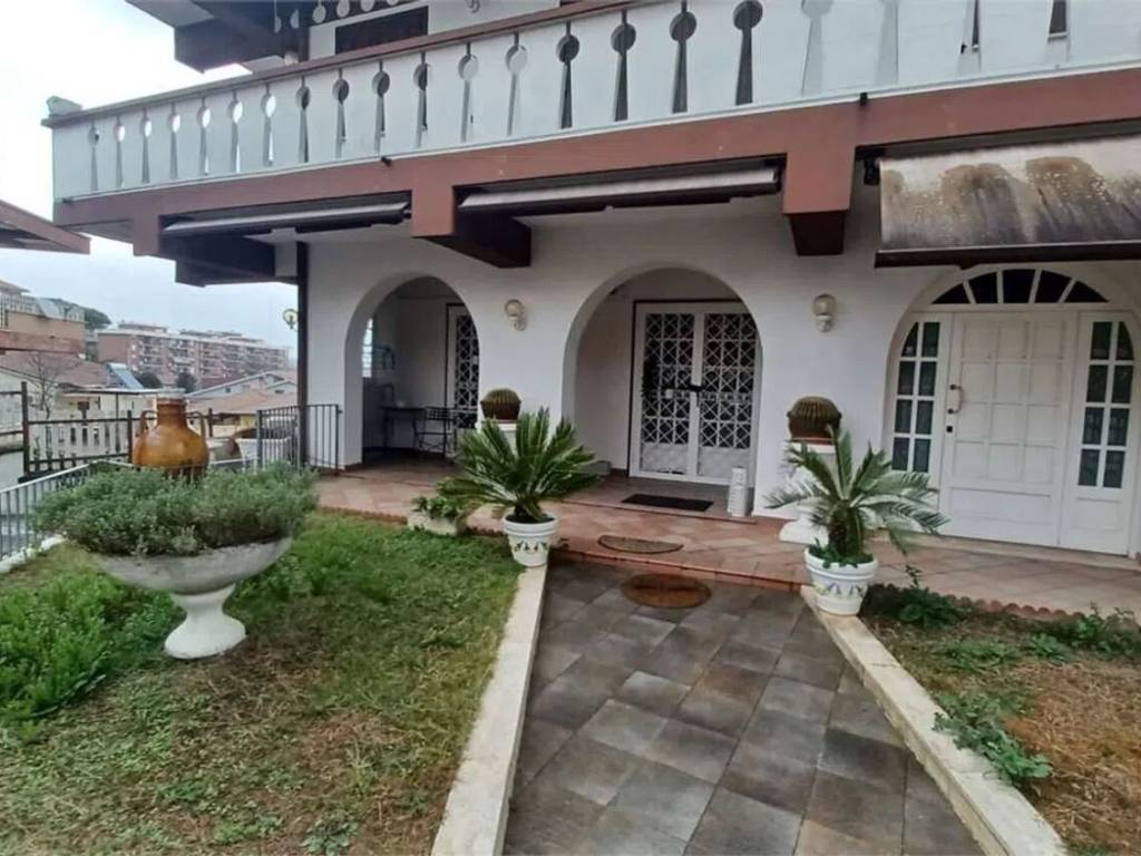 Appartamento a Frosinone in Via Fedele Calvosa - Foto 3