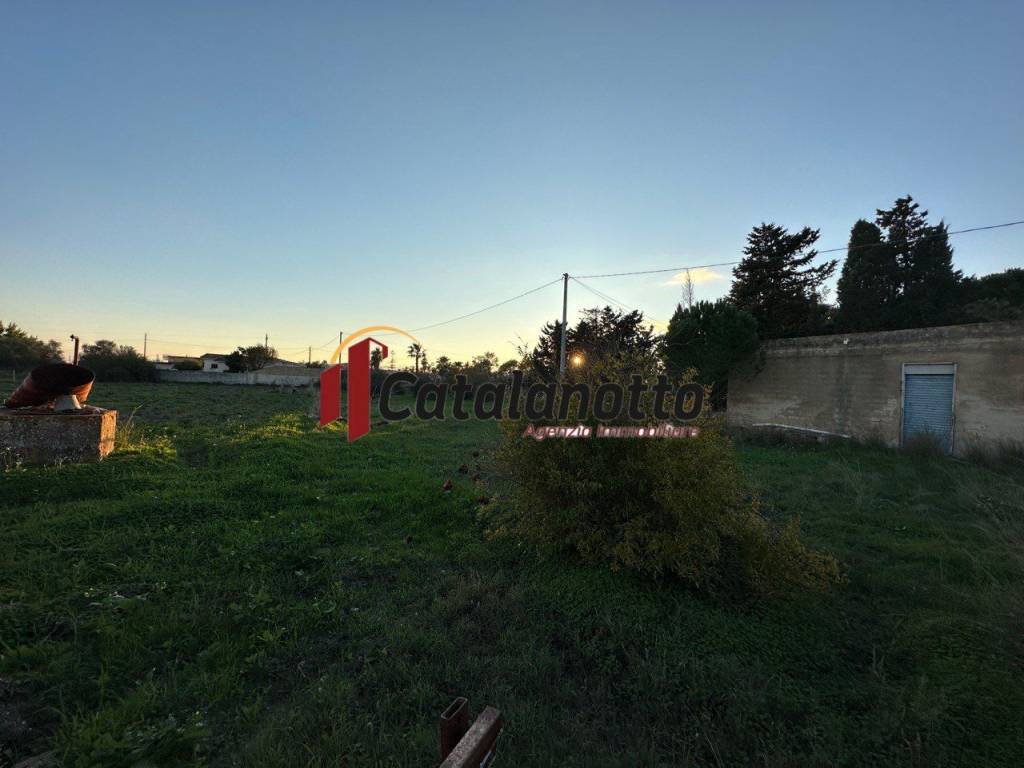 Terreno a Castelvetrano in Via Selinunte - Foto 4