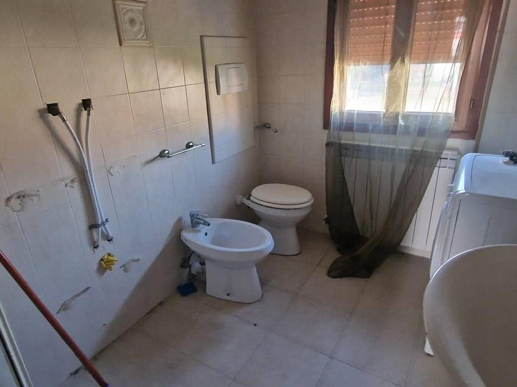 Casa indipendente a Chioggia in VIA L.dona - Foto 4