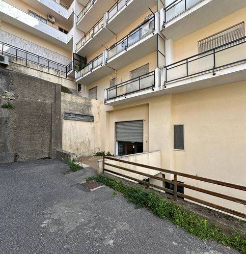 Immobile a Catanzaro in Viale Degli Angioini - Foto 3