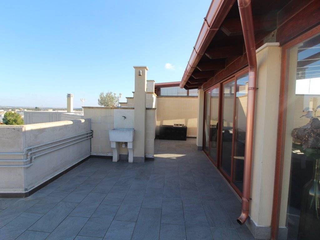 Appartamento a Pulsano in Via Scorcola - Foto 4