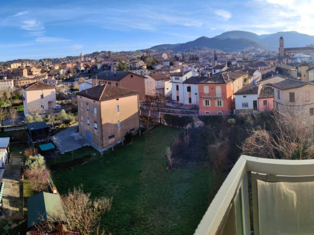 Appartamento a Fabriano in Viale Pietro Serafini, 57 - Foto 2