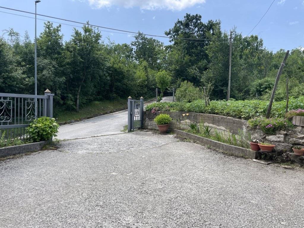 Casa indipendente a Montemarano in macchia del monte - Foto 5