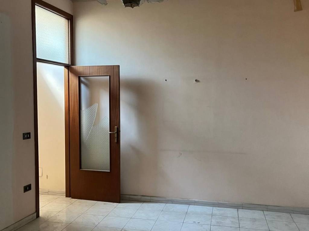 Appartamento a Lusciano in Via Costanzo - Foto 4