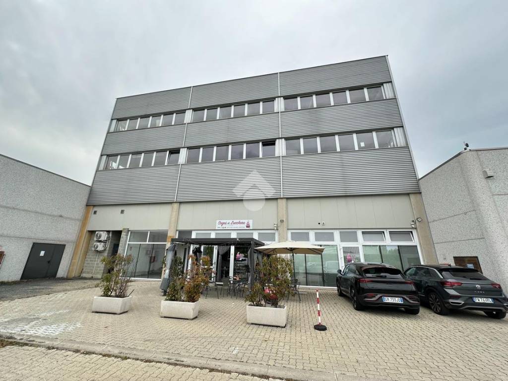 Immobile a Vercelli in ufficio Via Giulio Sambonet, 30 - Foto 3