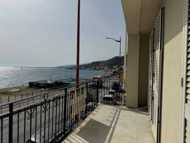 Appartamento a Messina in Via Consolare Pompea, 20 - Foto 3