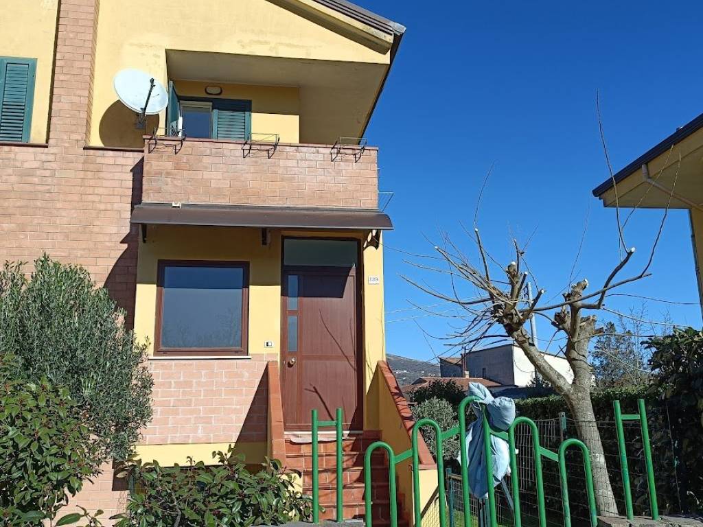 Villa a Cantalupo nel sannio in Strada Provinciale Volturno Pentrica - Foto 2
