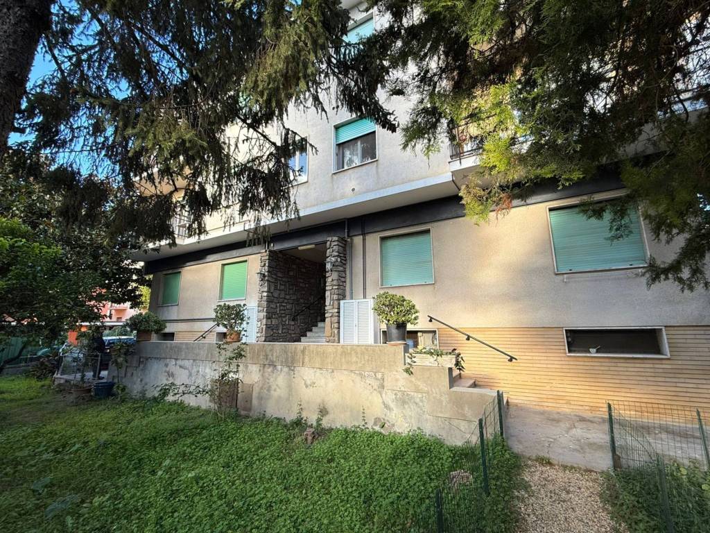 Appartamento a Diano marina in Via Cesare Battisti, 68 - Foto 2