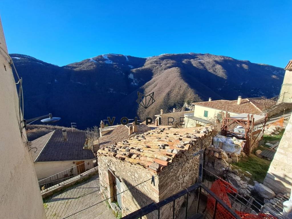 Casa indipendente a Sant'anatolia di narco in Strada Provinciale di Sant'Anatolia di Narco - Foto 3