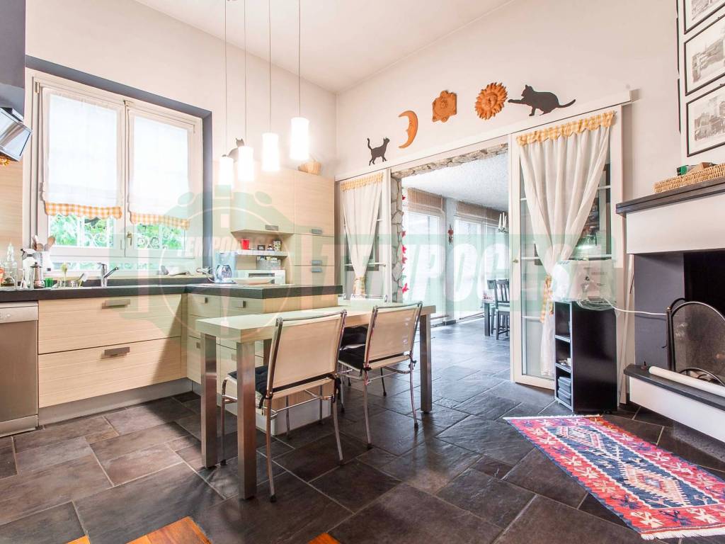 Villa a Marnate in Via Alcide De Gasperi - Foto 5