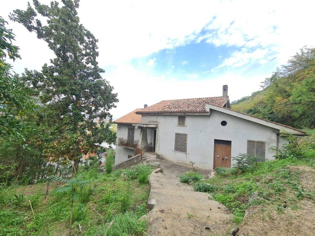 Casa indipendente a Cosenza in Via Paparelle - Foto 2