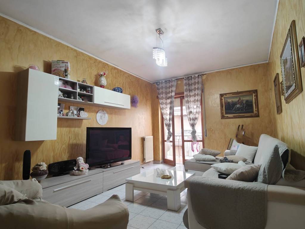 Appartamento a Maddaloni in Via Libertà, 33 - Foto 2