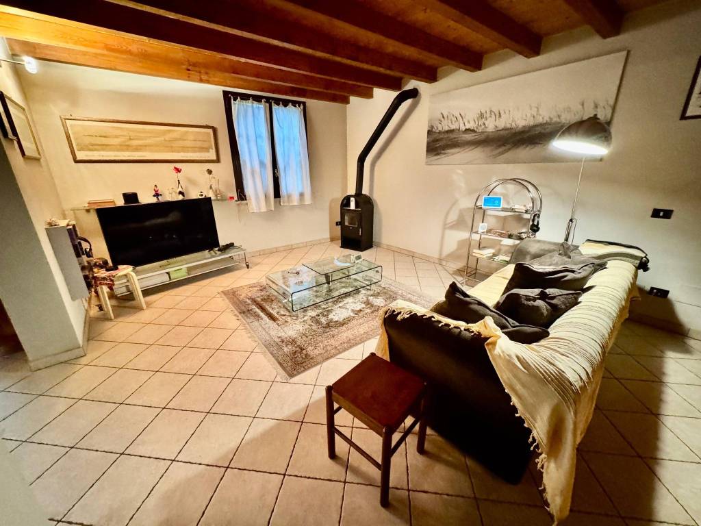 Villa a Caorso in Via Ronchi - Foto 2