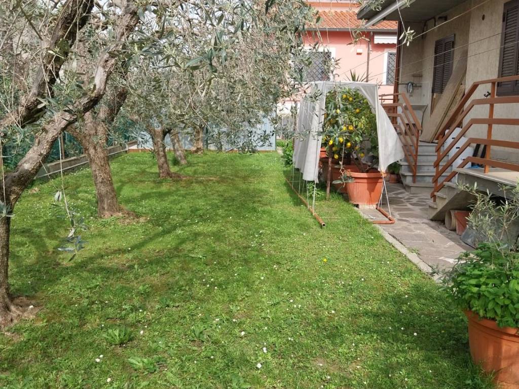 Appartamento a Montemurlo in Via Gian Lorenzo Bernini - Foto 5