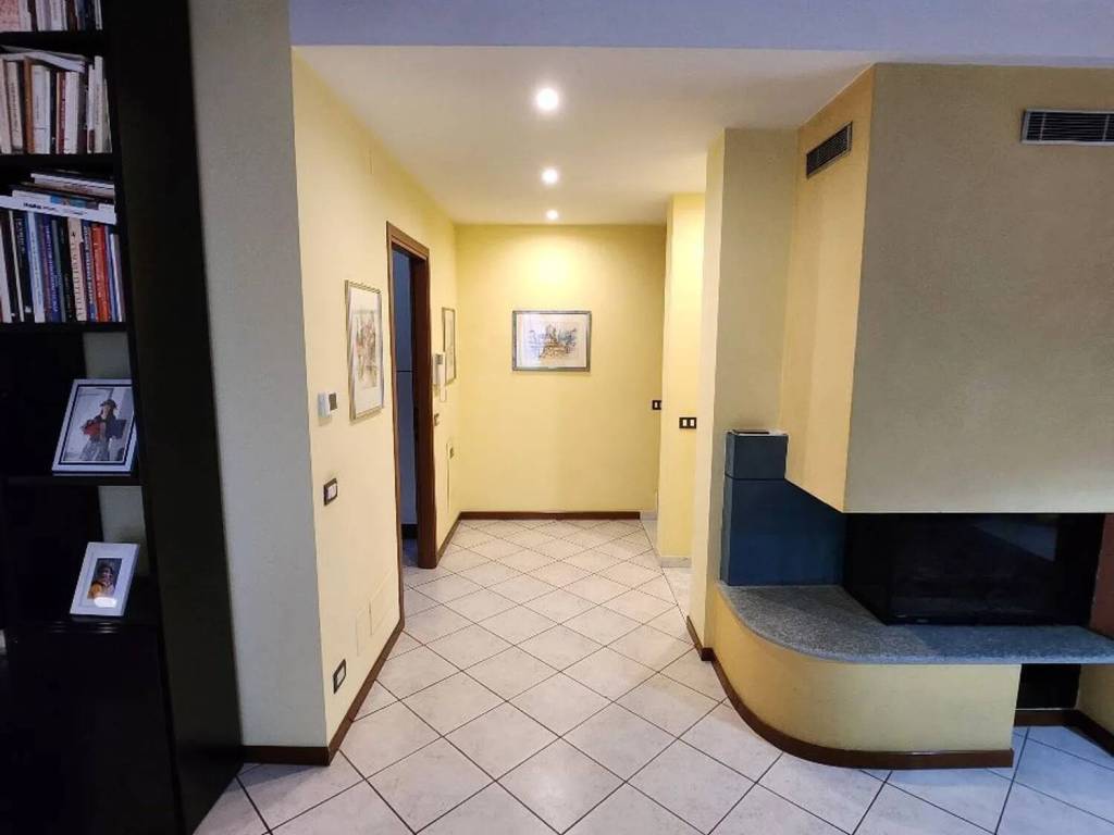 Villa a Soresina in Località Antice S.N.C. - Foto 4