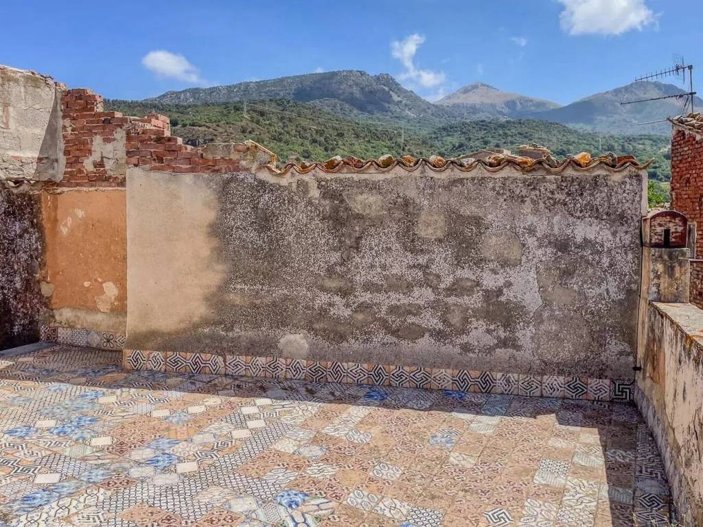 Appartamento a Collesano in Via Francesco Crispi - Foto 2