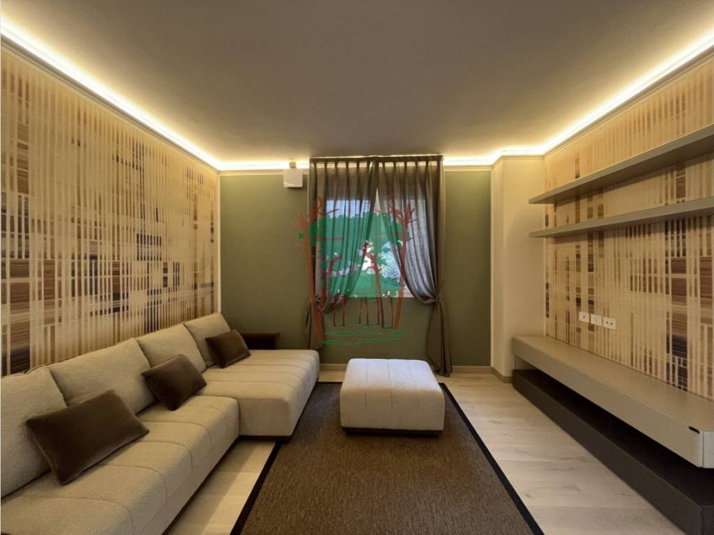 Appartamento a Camaiore in Via Giacomo Leopardi, 14 - Foto 3