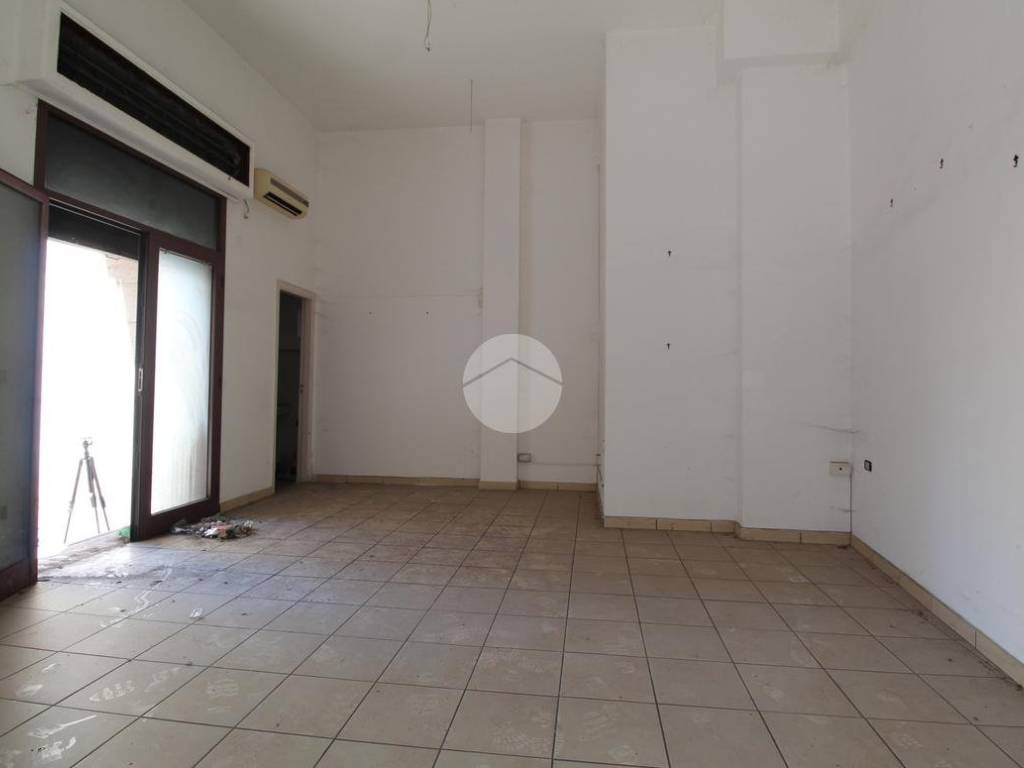 Immobile a Santa maria capua vetere in locale piazza G. Della Valle, 16 - Foto 3