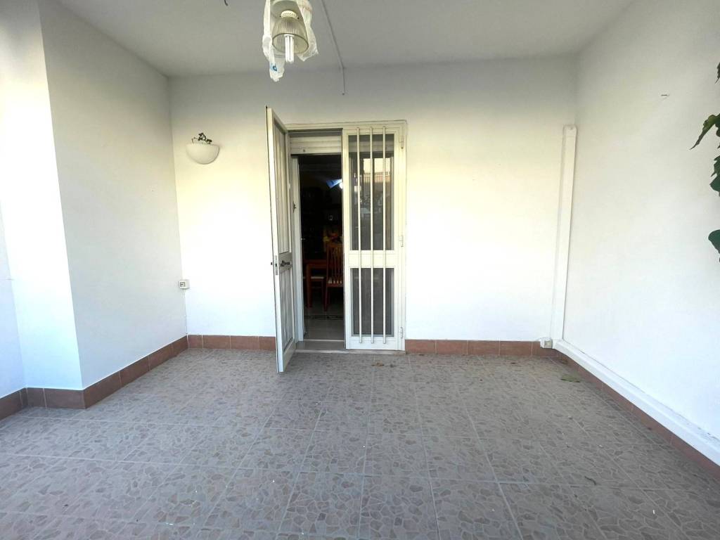 Appartamento a Lesina in Viale Marte Traversa 2 - Foto 2