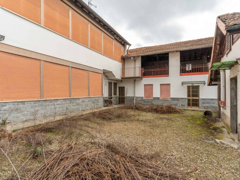 Casa indipendente a Tradate in Via Dante Alighieri - Foto 3