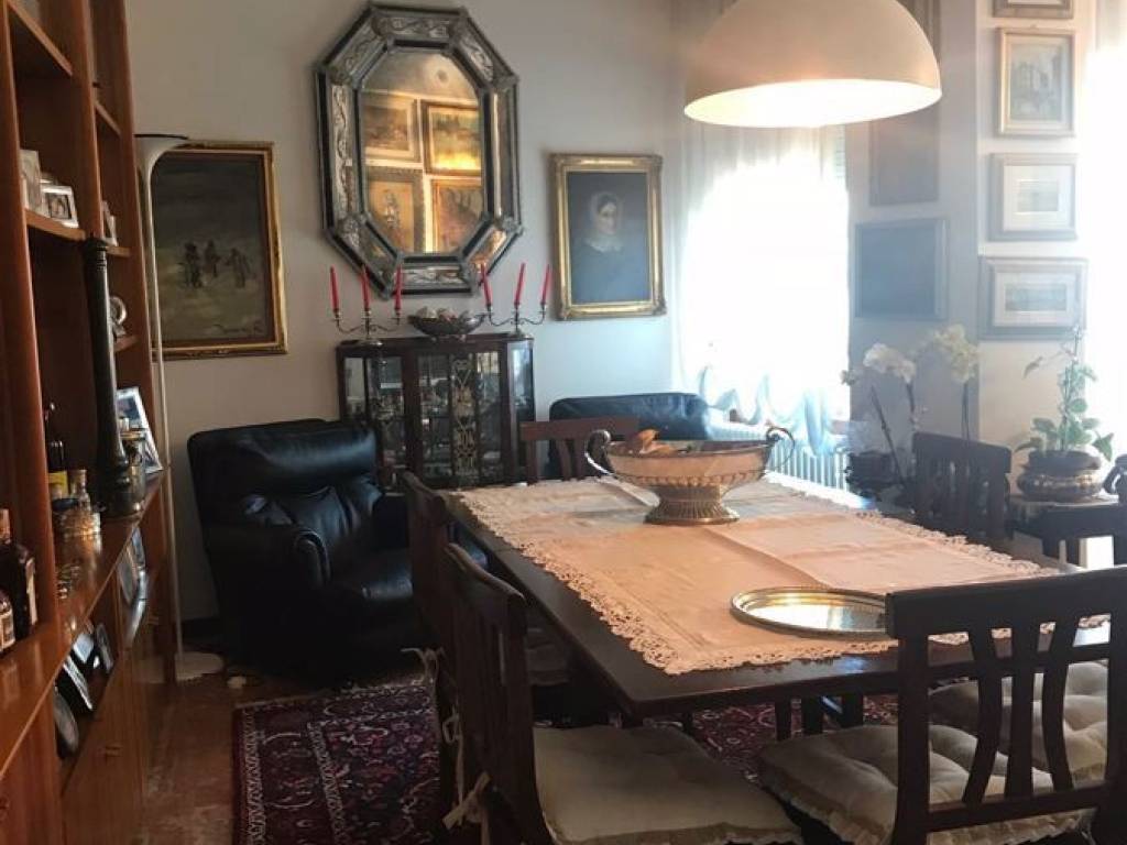 Appartamento a Rovigo in VIA UMBERTO I, 27 - Foto 2