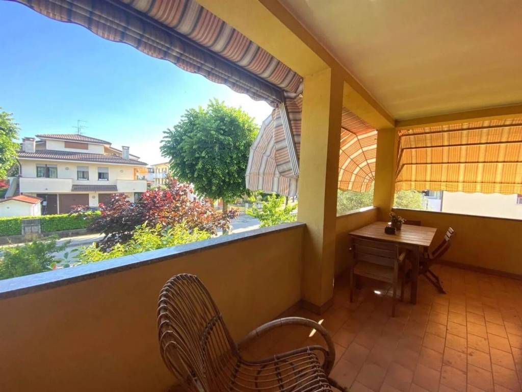 Villa a Due carrare in Via Iv Novembre, 107 - Foto 5