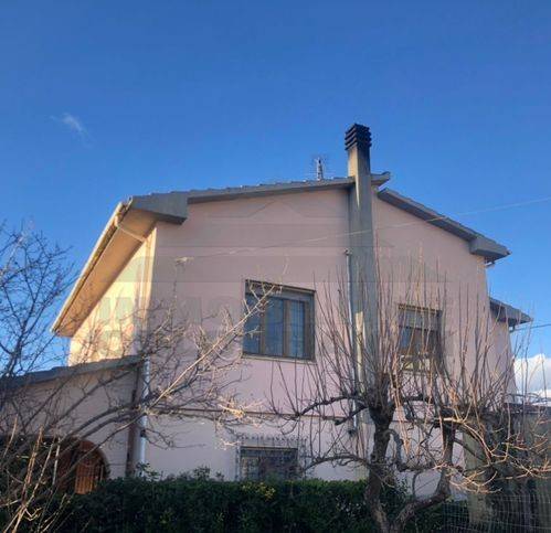 Villa a Cecina in Via Pisana Livornese 55 - Foto 2