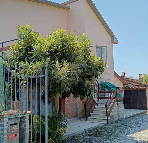 Villa a Cecina in Via Pisana Livornese 55 - Foto 3