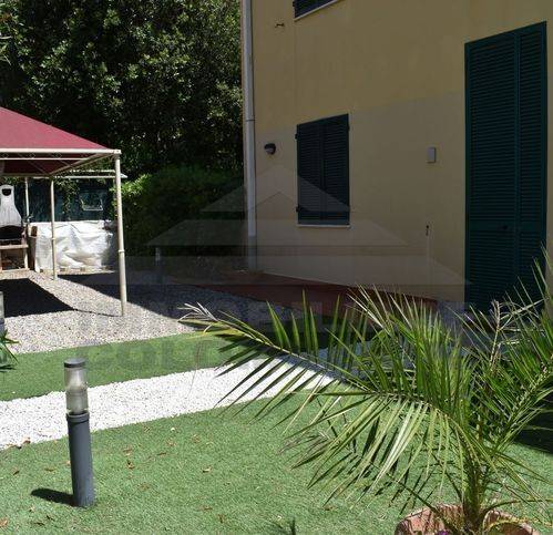 Villa a Rosignano marittimo in Via Lungomonte - Foto 2