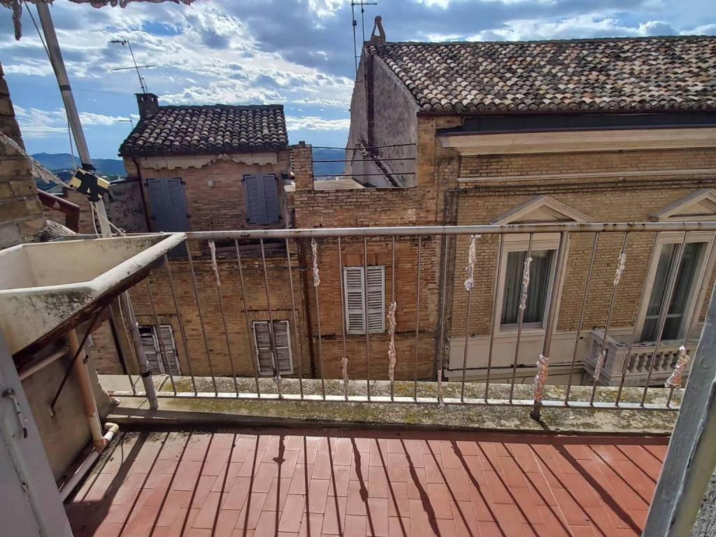 Casa indipendente a Petritoli in Via Largo Leopardi, 11 - Foto 3