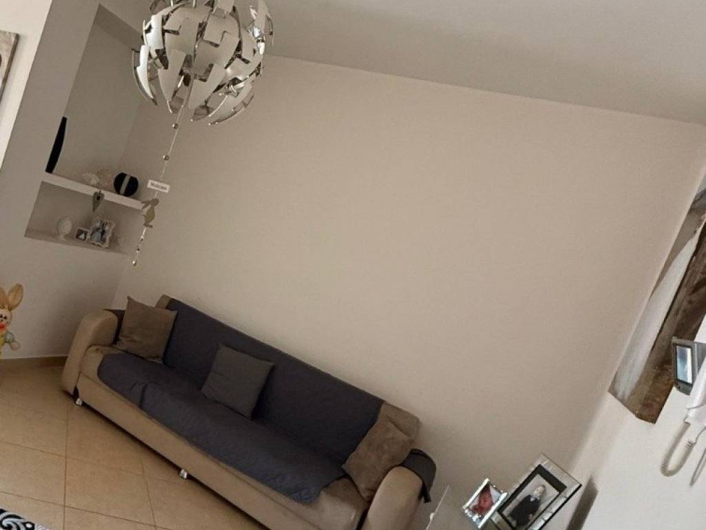 Appartamento a Crotone in Via Gioacchino da Fiore - Foto 2