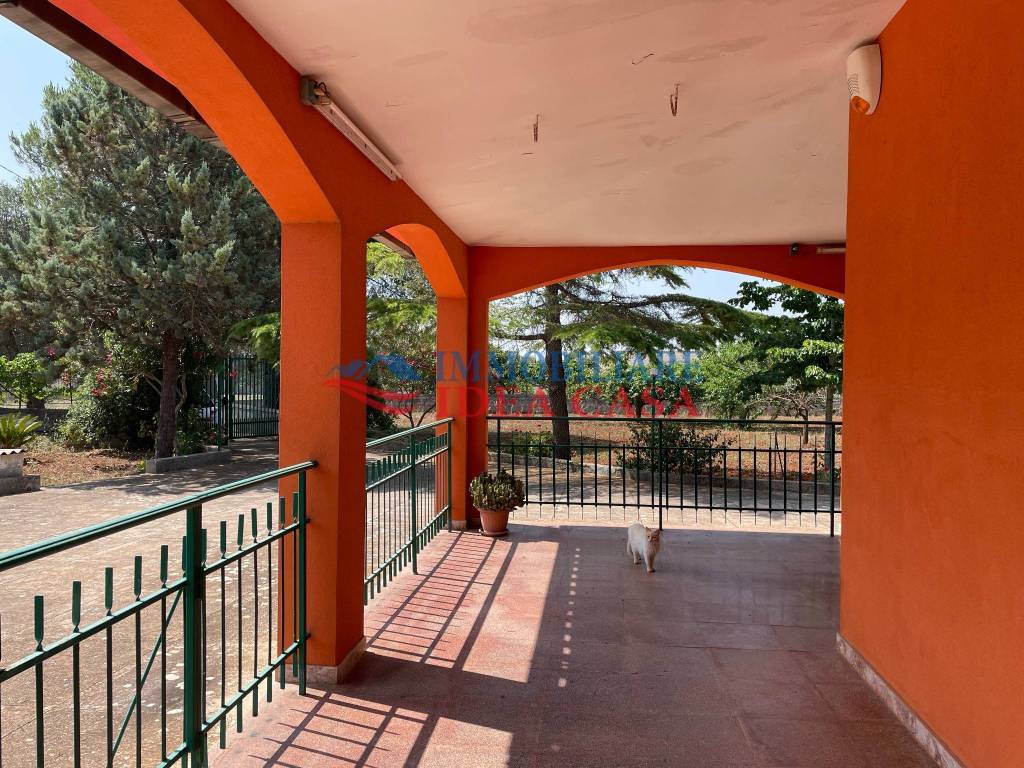 Villa a Francavilla fontana in Contrada Santa Croce Inferiore - Foto 4