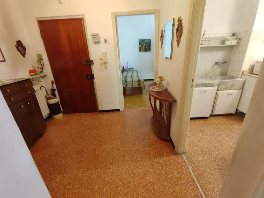 Appartamento a Arenzano in Via Trieste, 112 - Foto 2