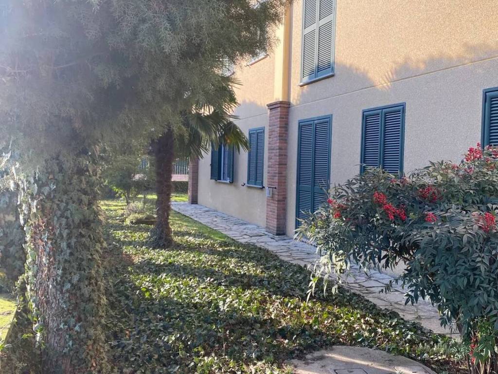 Villa a Sant'alessio con vialone in Via Delle Margherite S.N.C. - Foto 3