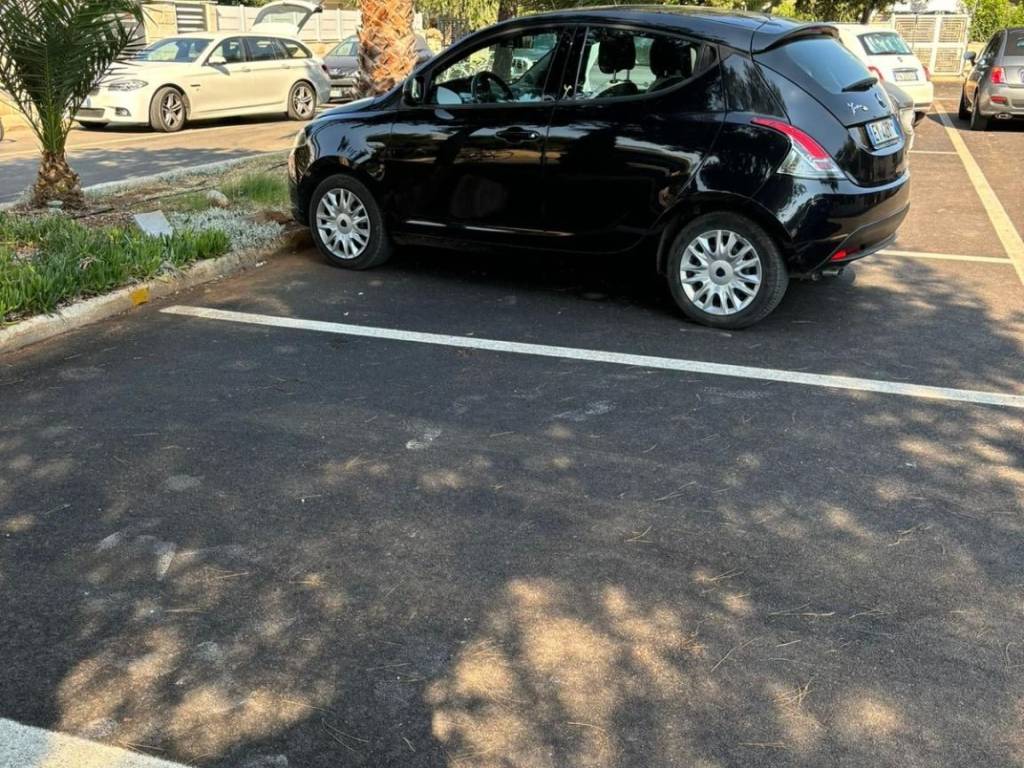 Box / garage a Carovigno in Via della Pineta, 7 - Foto 2