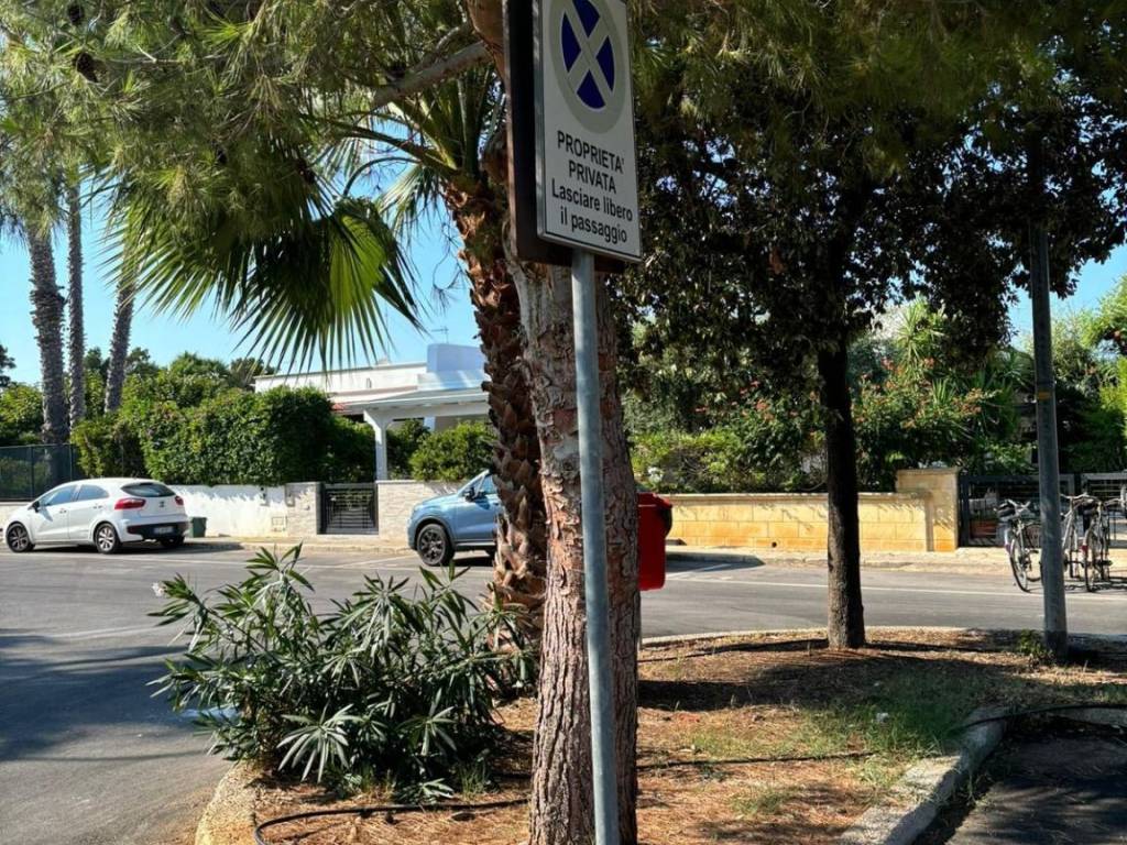 Box / garage a Carovigno in Via della Pineta, 7 - Foto 3