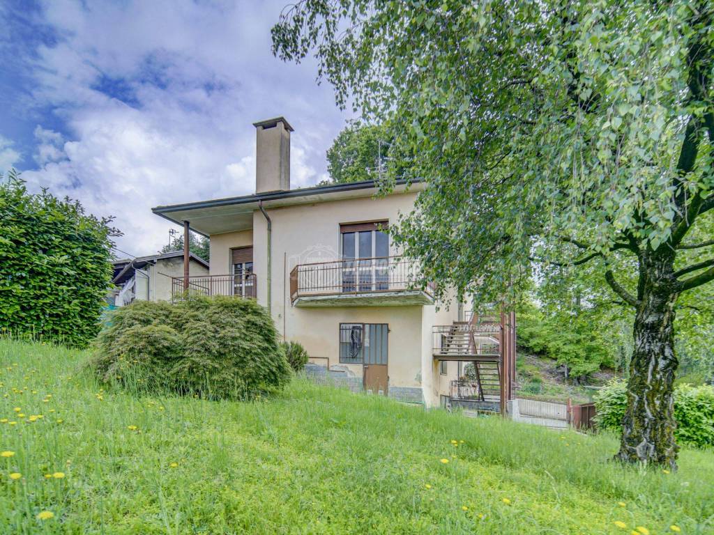 Villa a Castronno in Via Lario - Foto 2