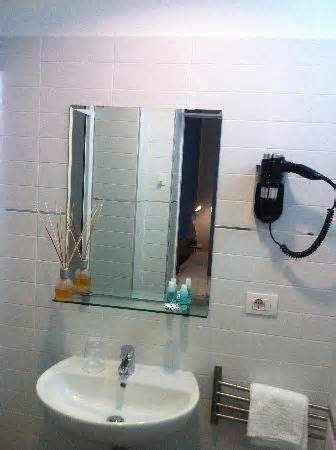 Palazzo / stabile a Riccione - Foto 3