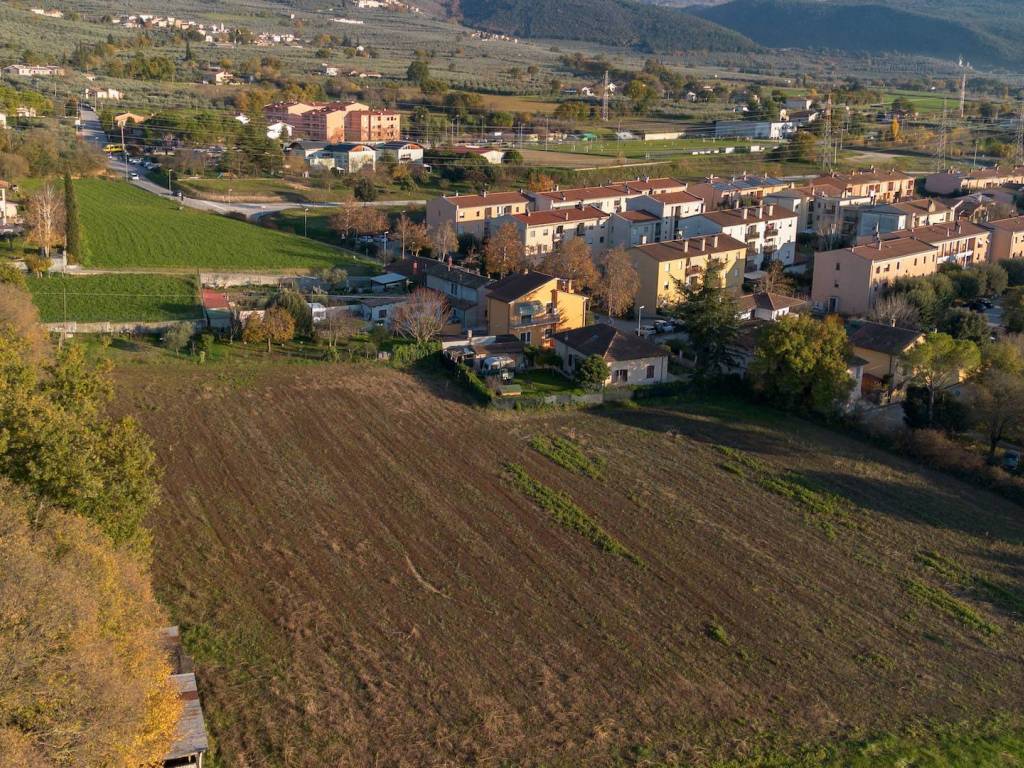 Terreno a Foligno in Via Colle Scandolaro - Foto 2
