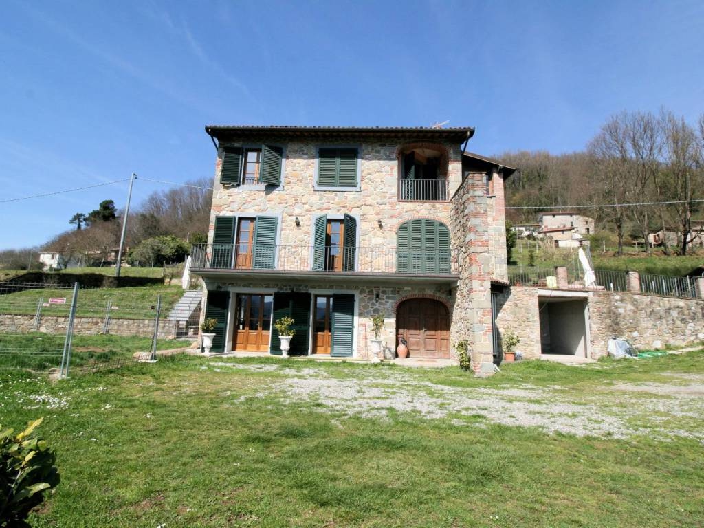 Rustico / casale a Barga in filecchio - Foto 2