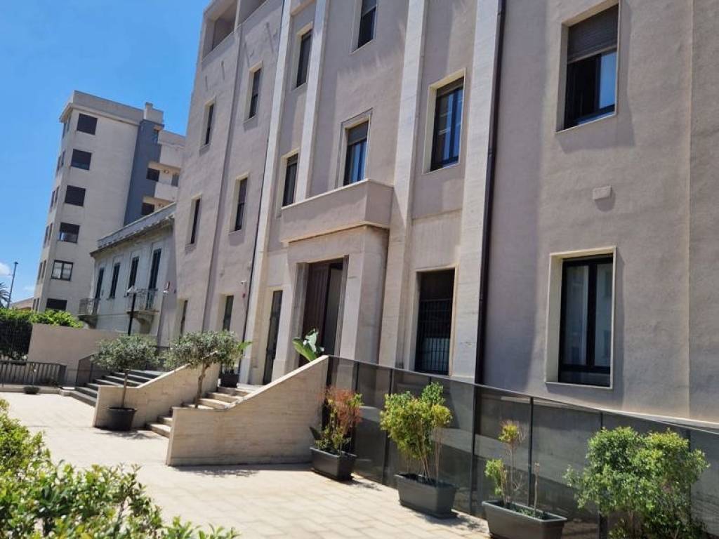 Palazzo / stabile a Messina in Via Santa Cecilia, 41 - Foto 2