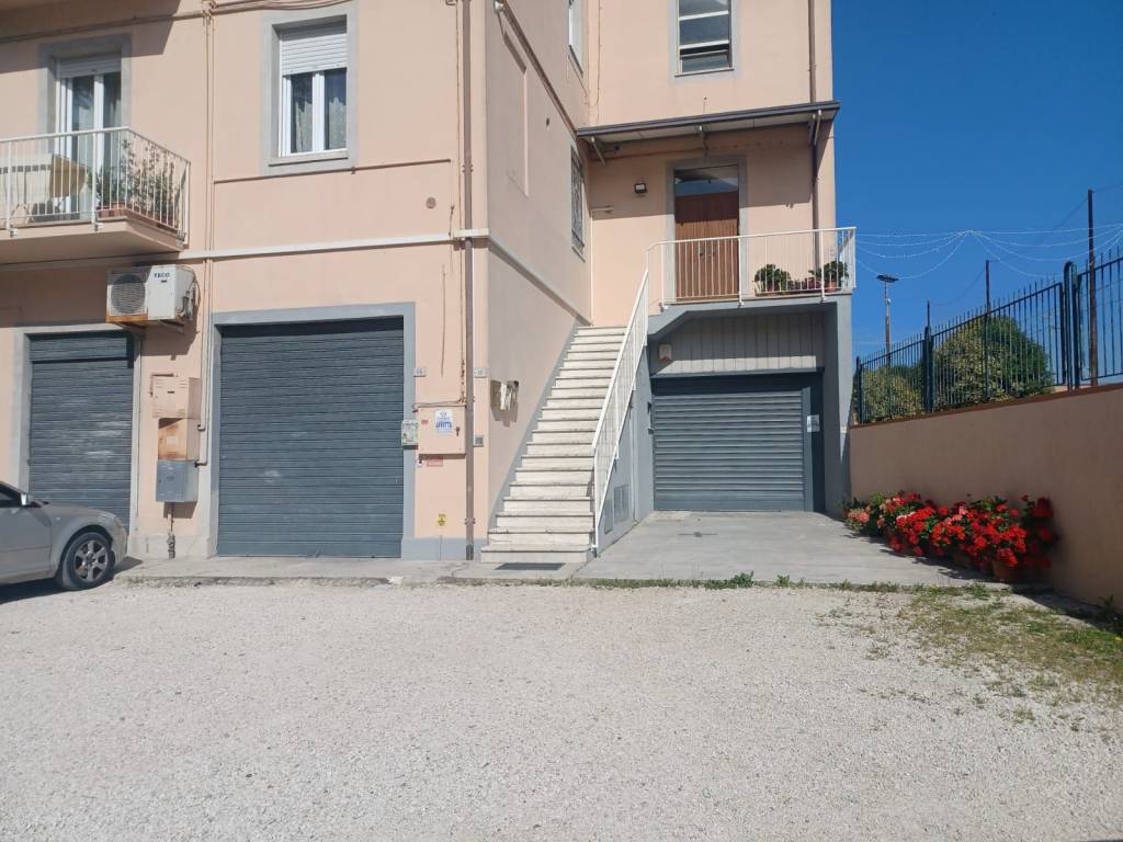 Immobile a Civitanova marche in Via Edmondo De Amicis, 8 - Foto 2
