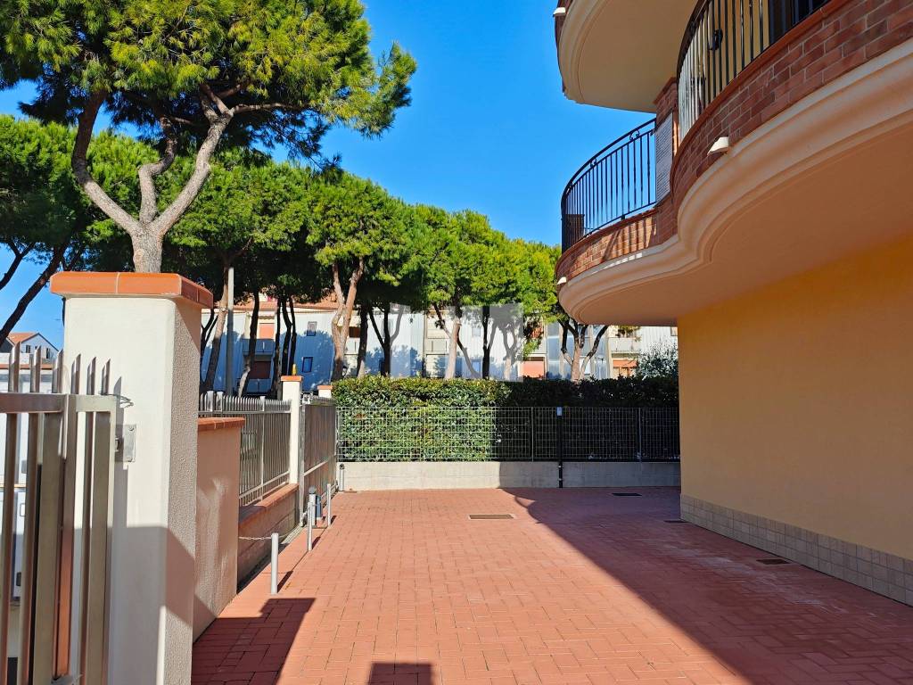 Appartamento a Giulianova in Viale dei Pini, 3 - Foto 5