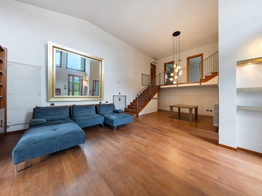 Villa a Sirmione in Viale Giacomo Matteotti, 33 - Foto 3